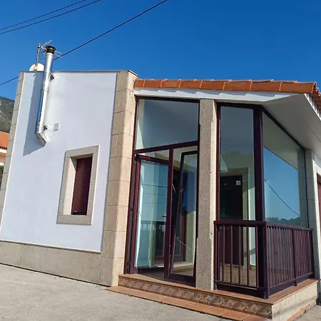 El Descanso Del Peregrino Por La Costa Oia