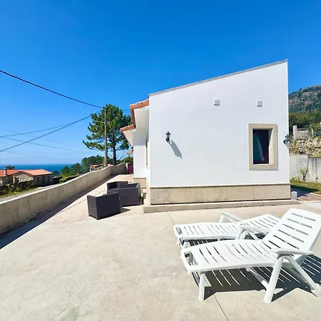 El Descanso Del Peregrino Por La Costa * Oia